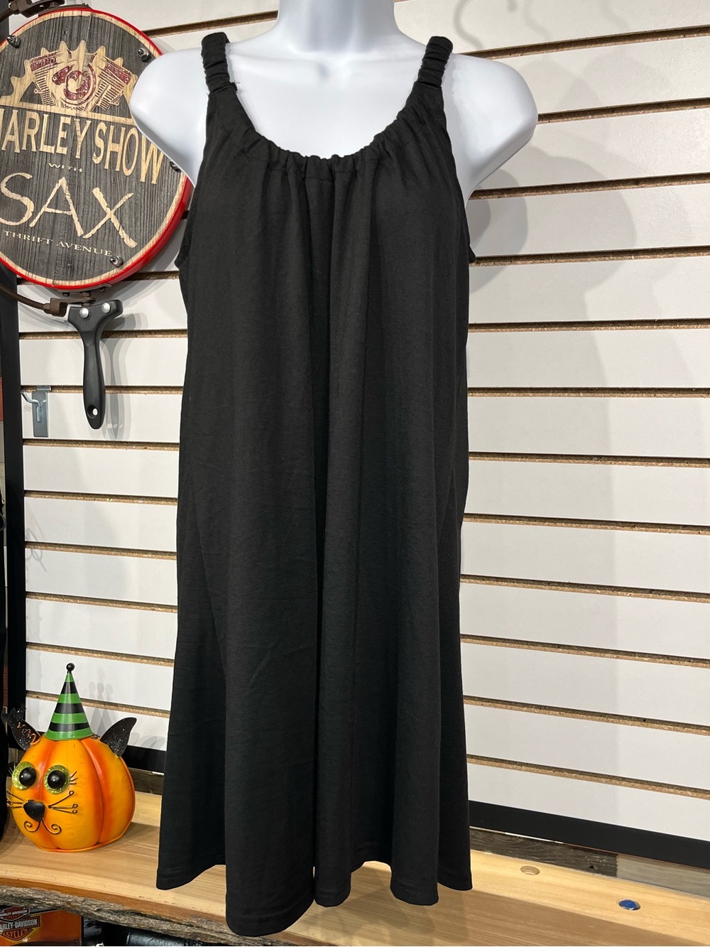Little black dress size small - Picture 2 of 7